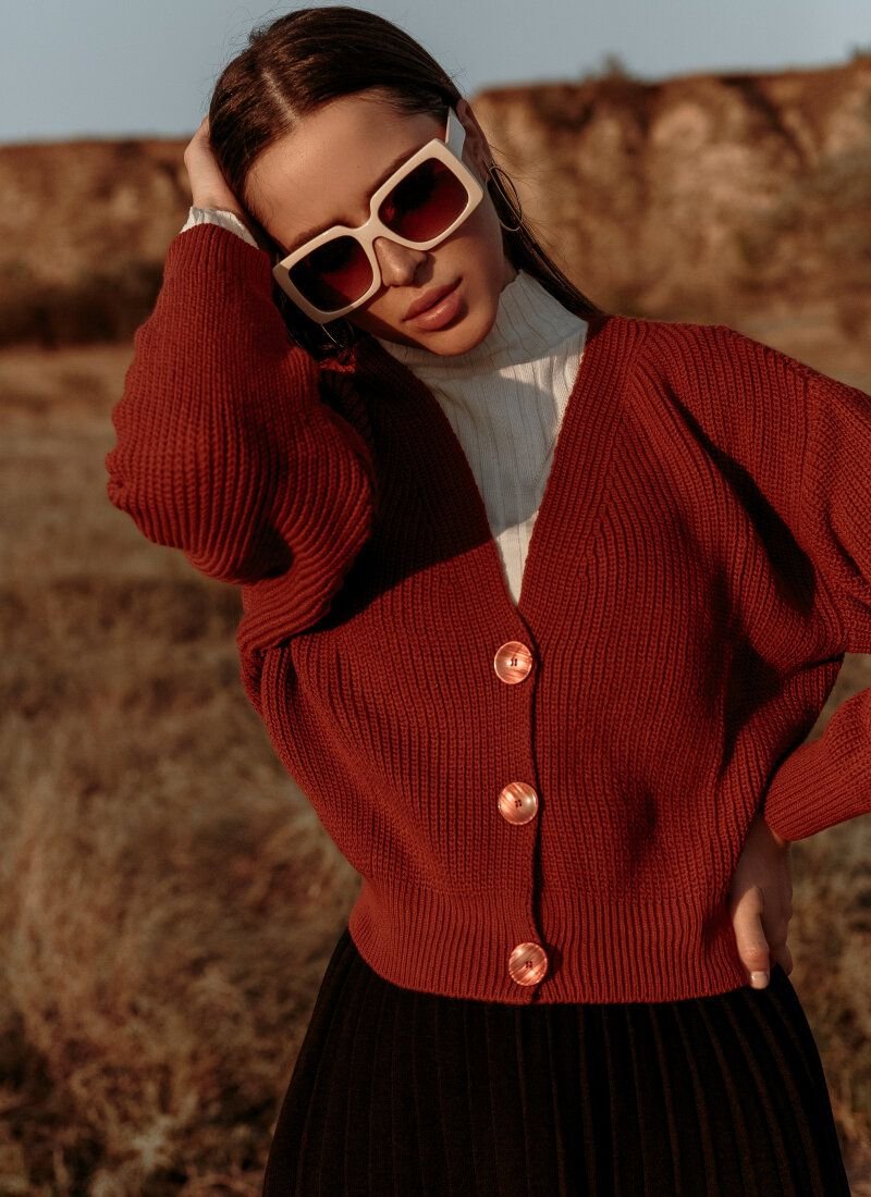 Loose cardigan with buttons