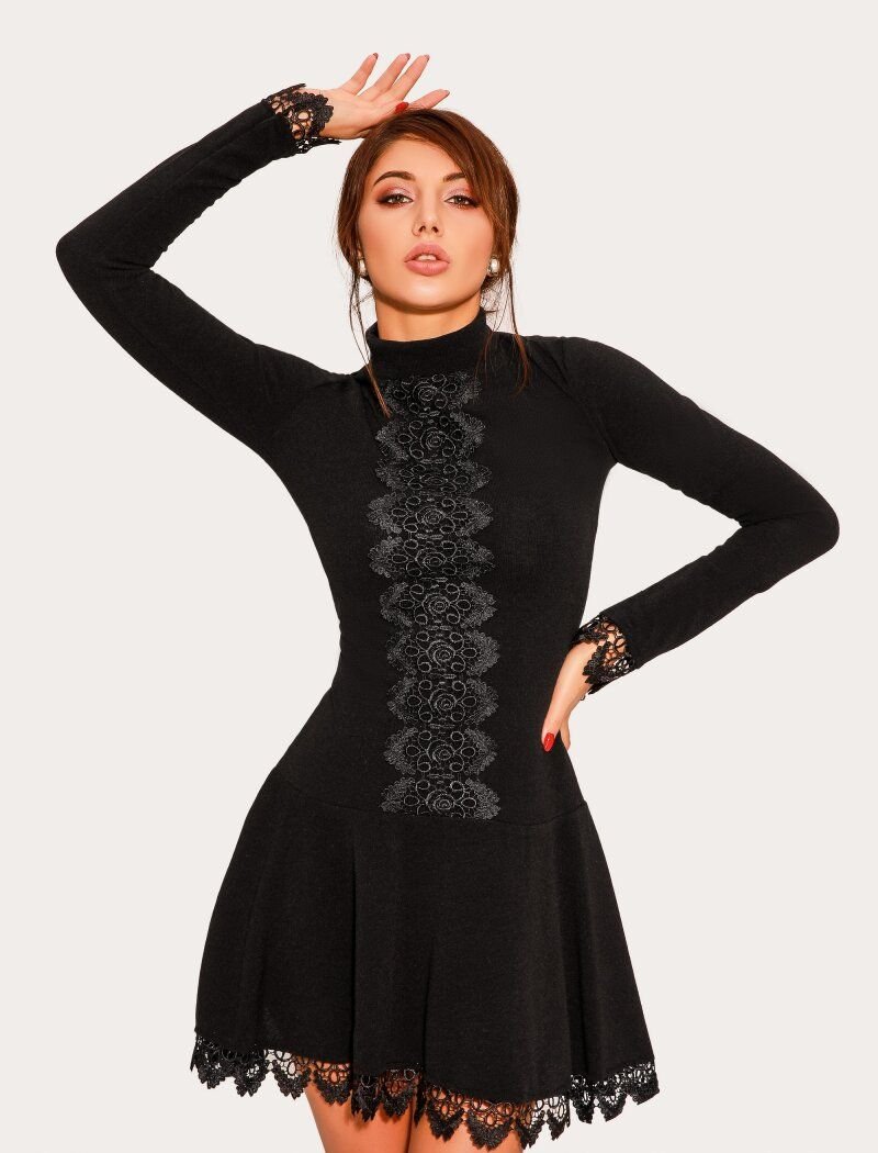 Dress with lace decor