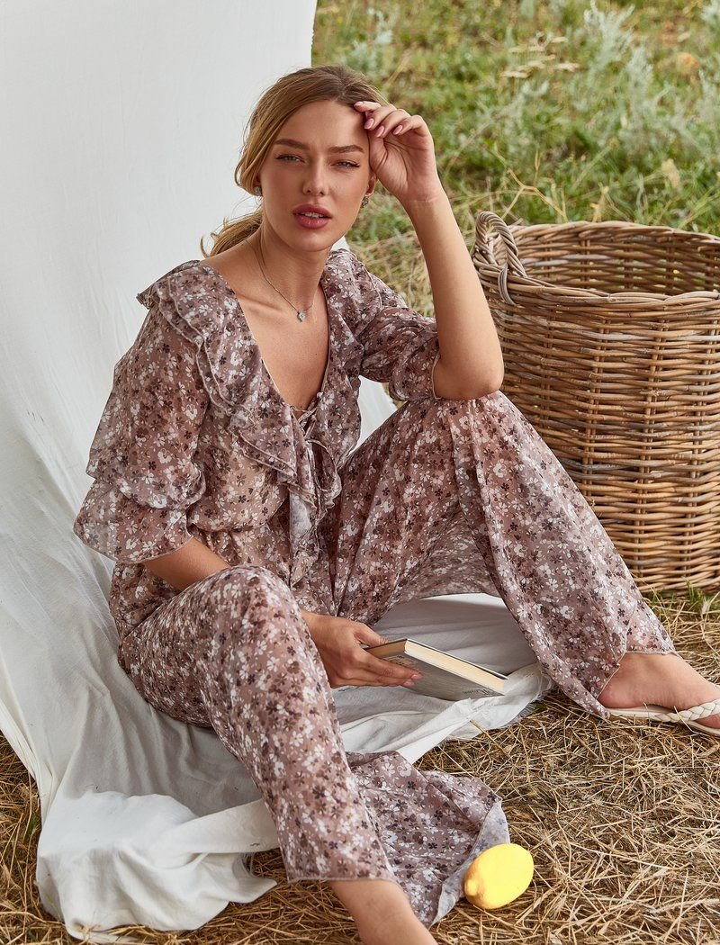 Pantsuit made of chiffon