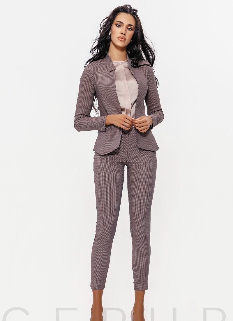 Stylish pantsuit