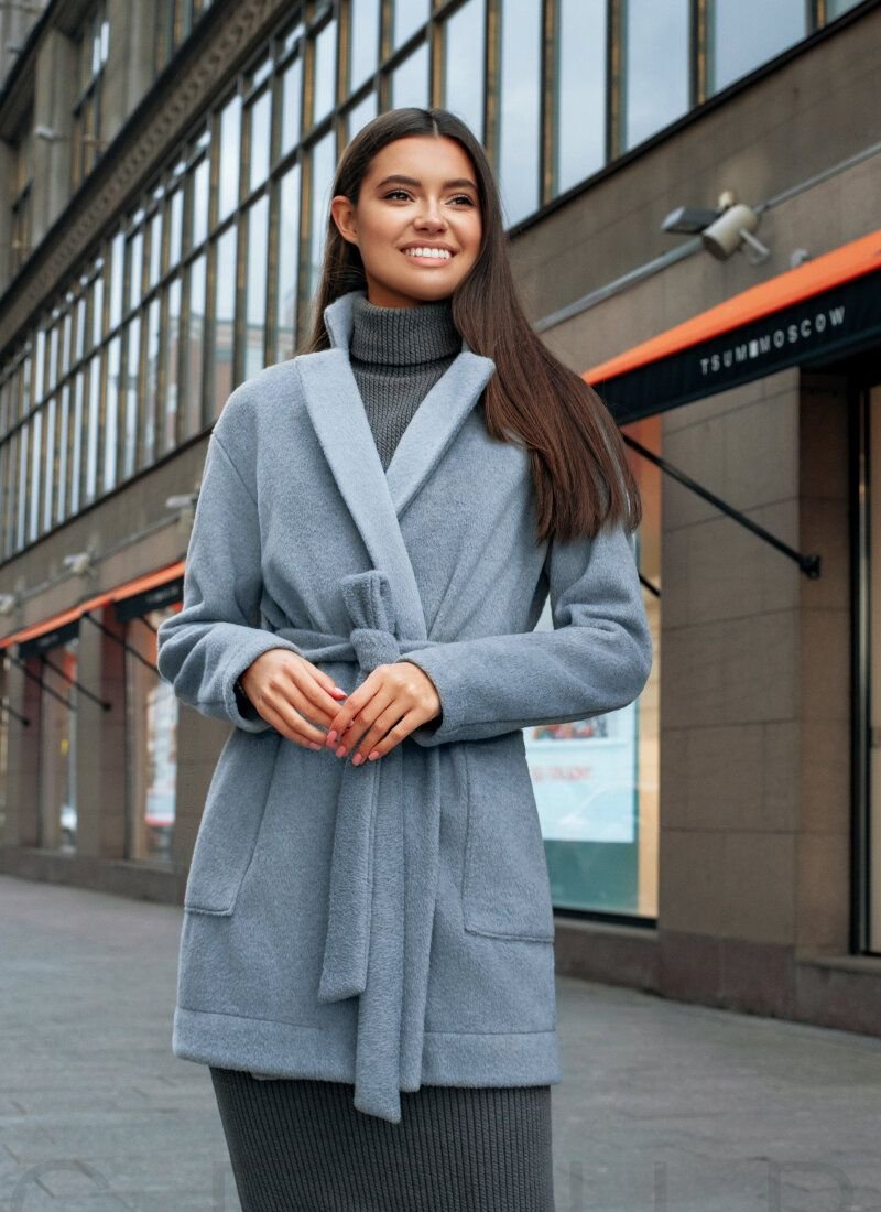 Coat of pale blue color