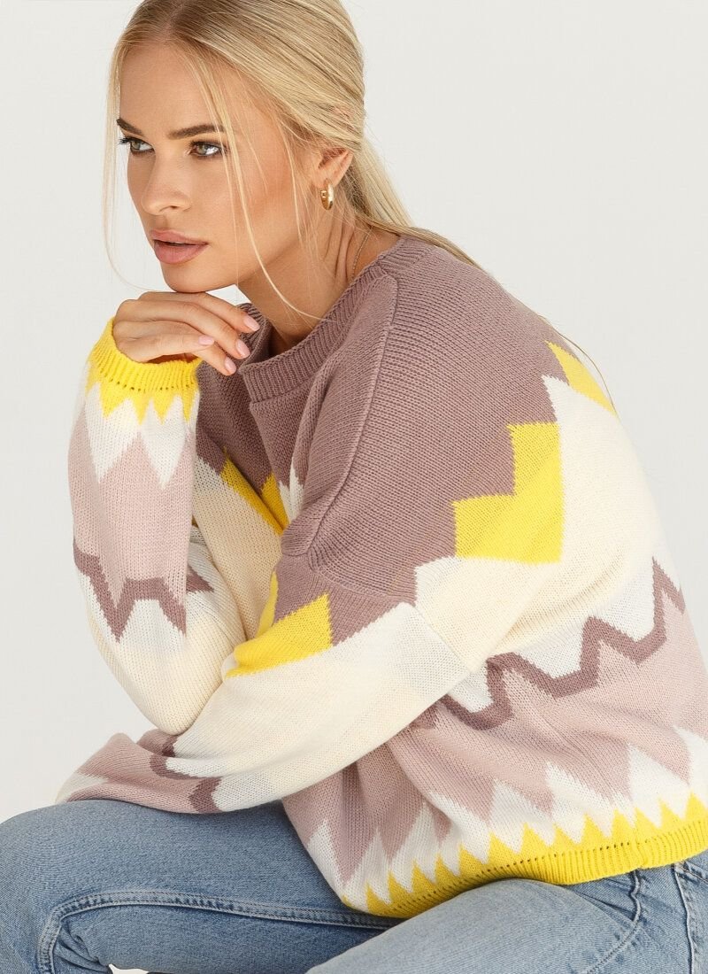 Pink jumper with zigzag print