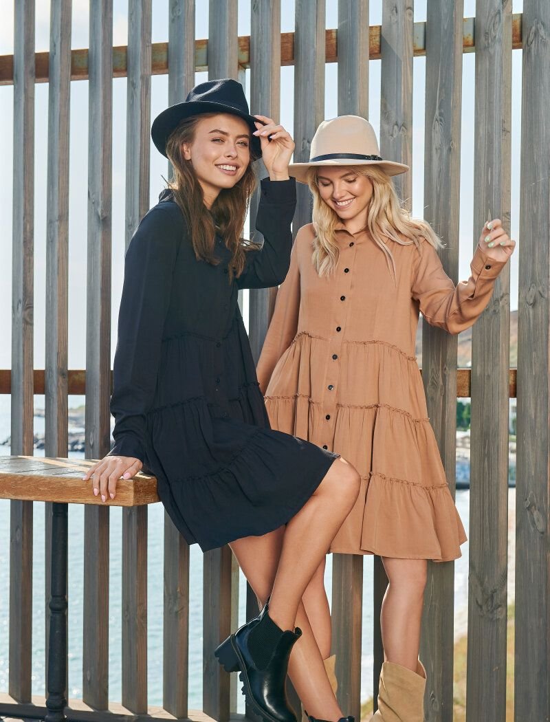 Loose dress with a multi-tiered skirt