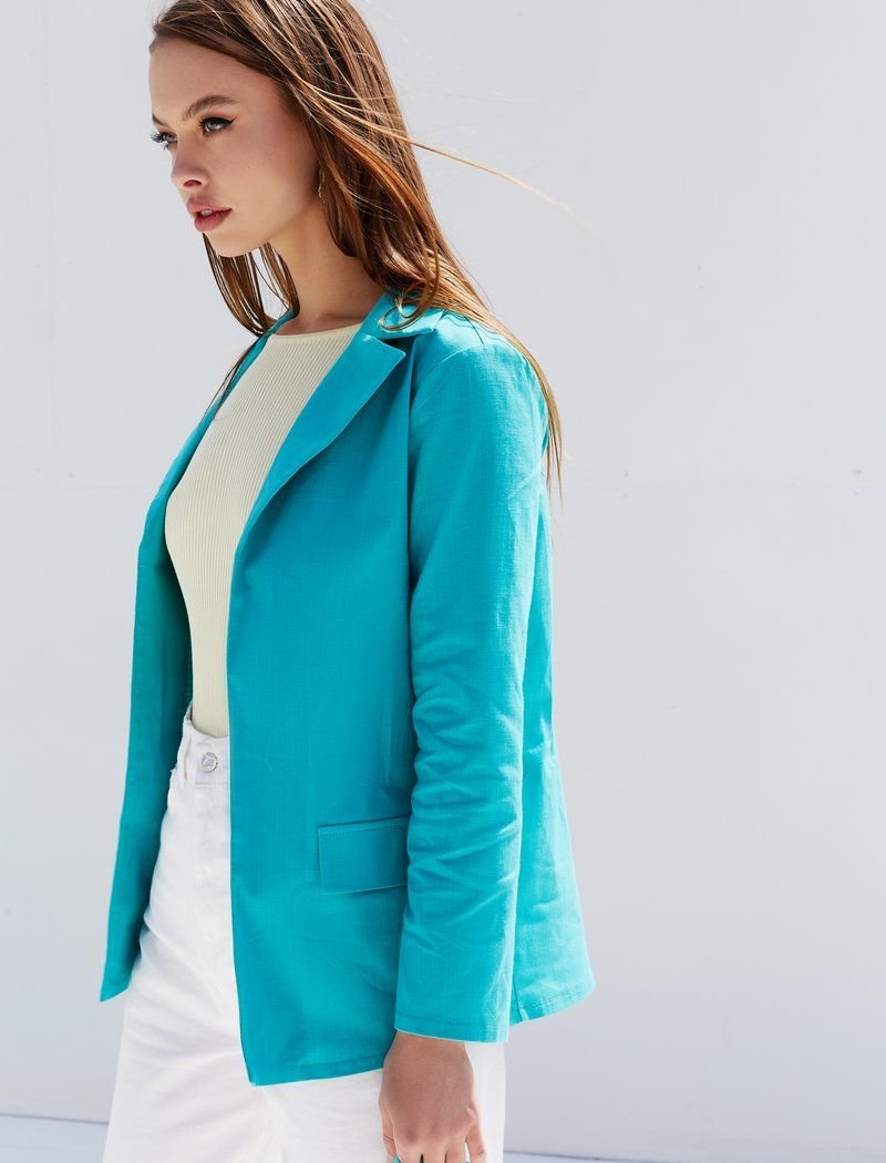 Lightweight linen jacket