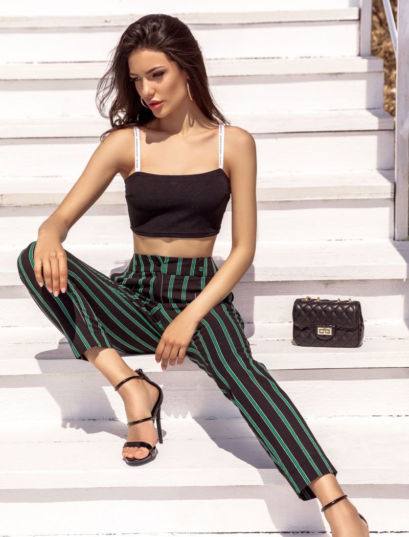 Cropped summer trousers