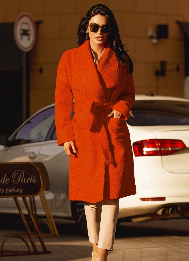 Stylish demi-season coat