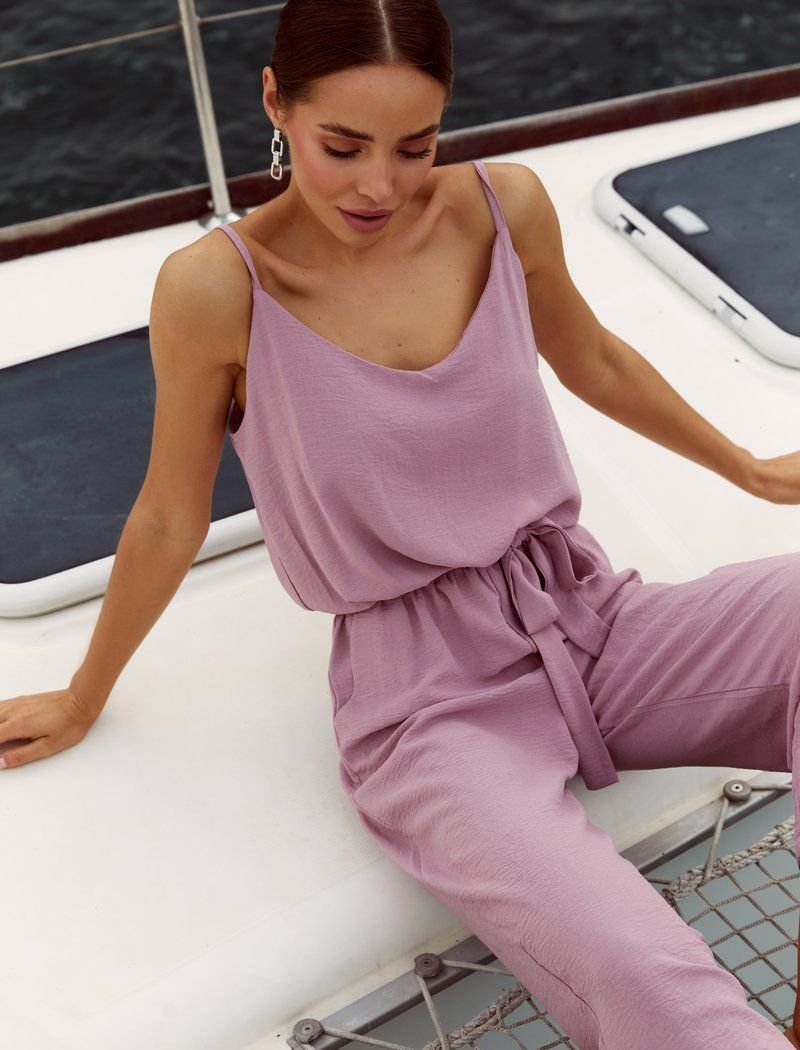 Jumpsuit with thin straps