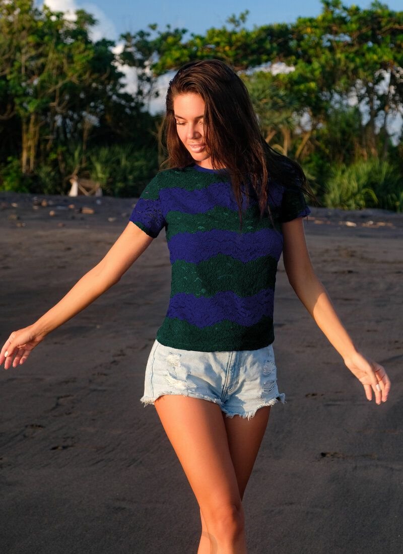 Two-tone guipure T-shirt