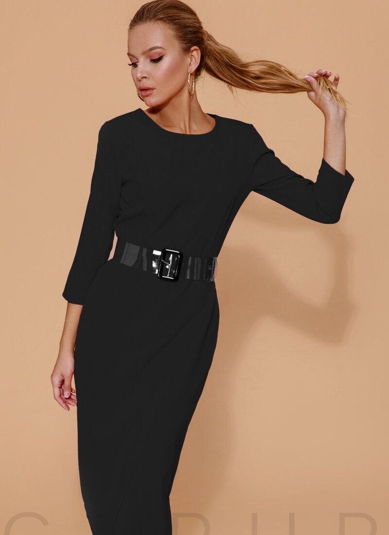 Dress with a transparent belt