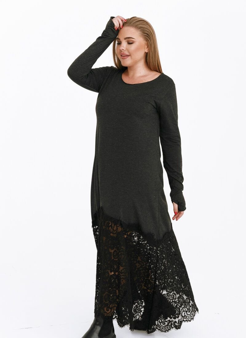 Loose dress with openwork hem