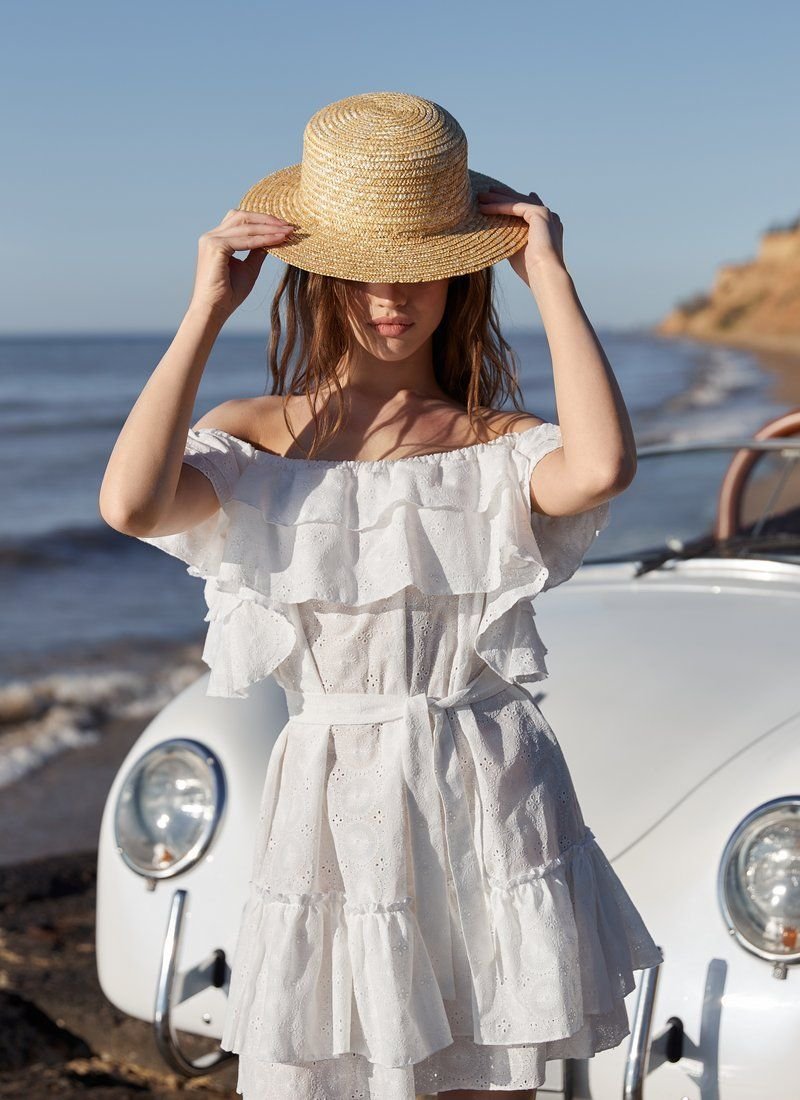 Mini dress with embroidery