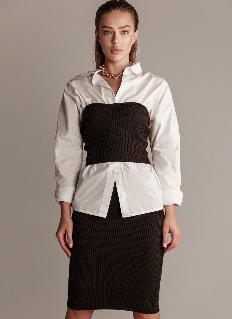 Black suit made of textured knitwear