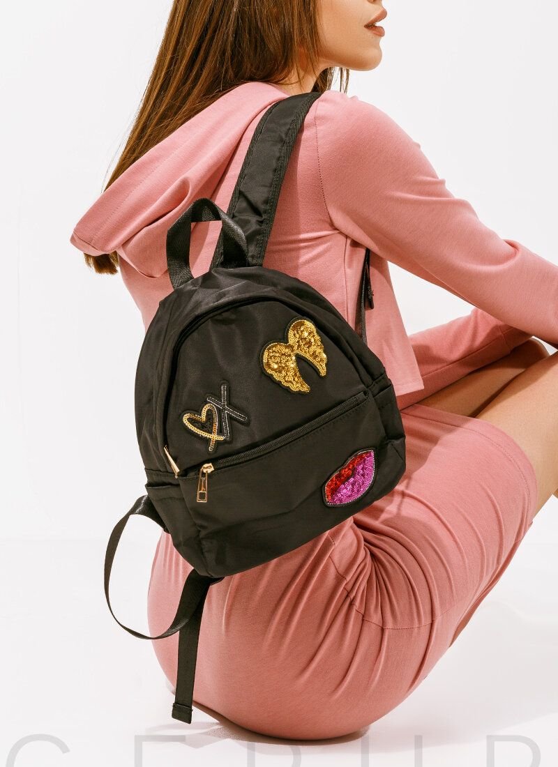 Compact women's backpack