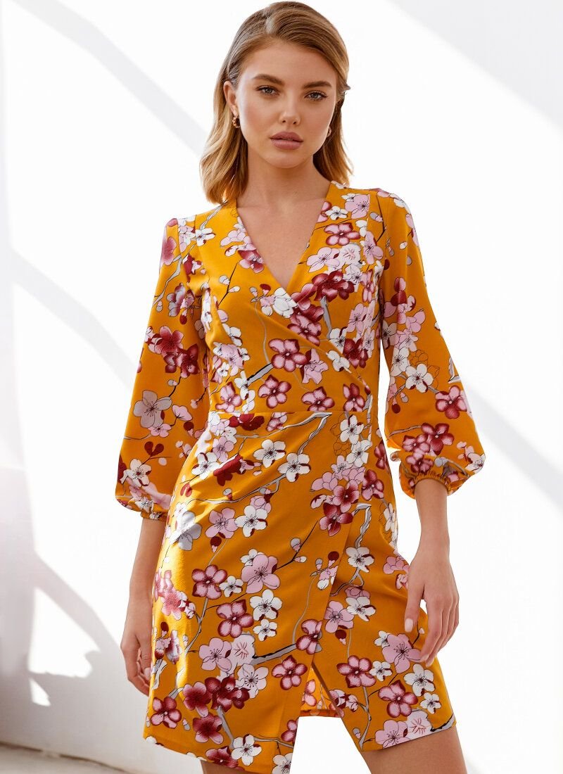 Floral dress for the smell