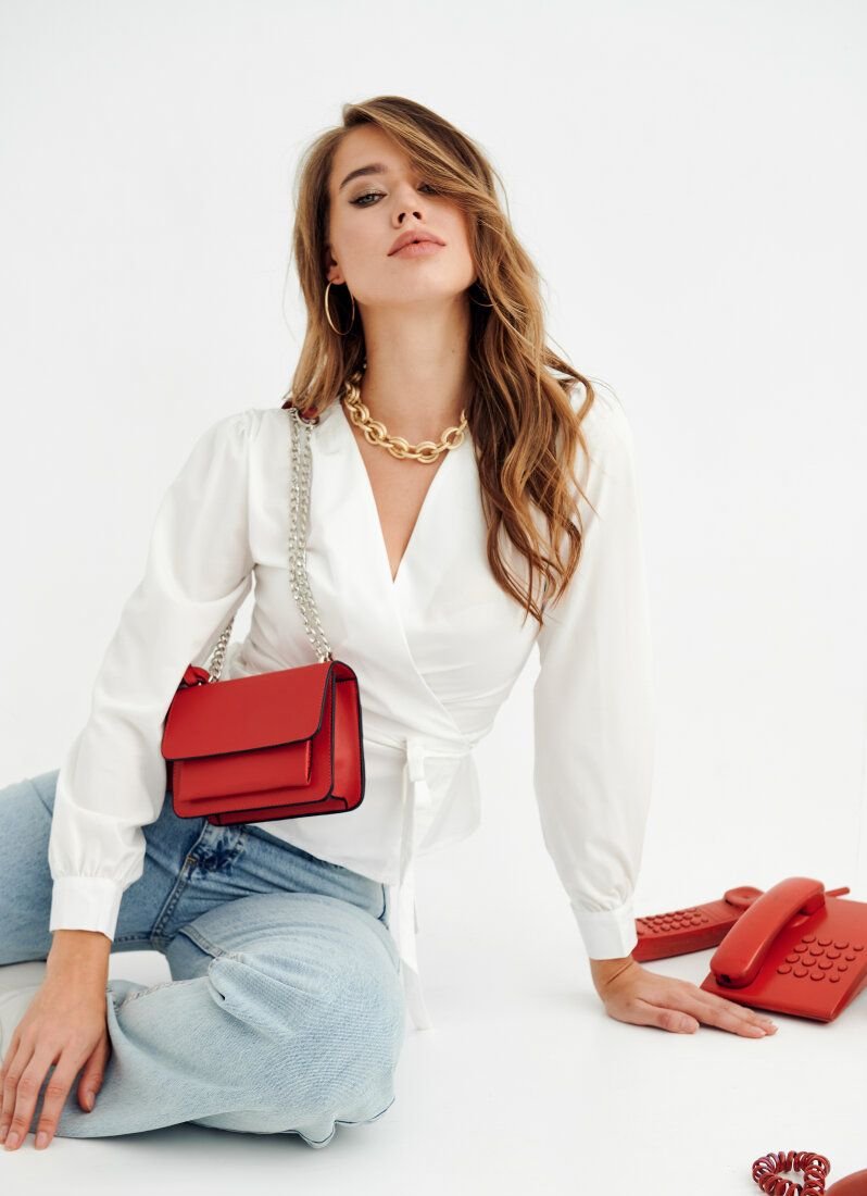 Blouse in classic style