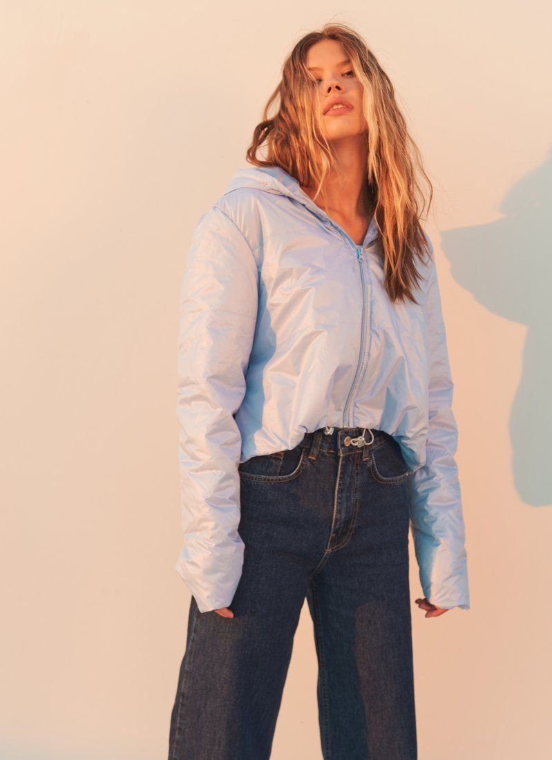 Cropped blue jacket
