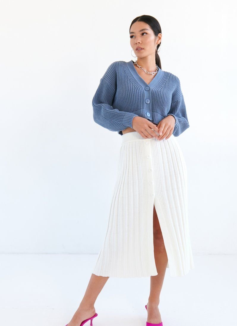 Cropped indigo jumper