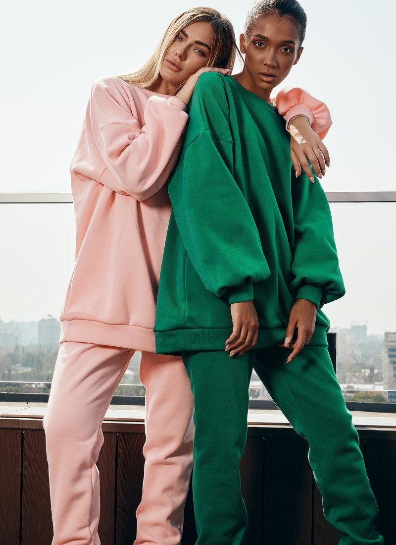 Pink suit with an elongated sweatshirt