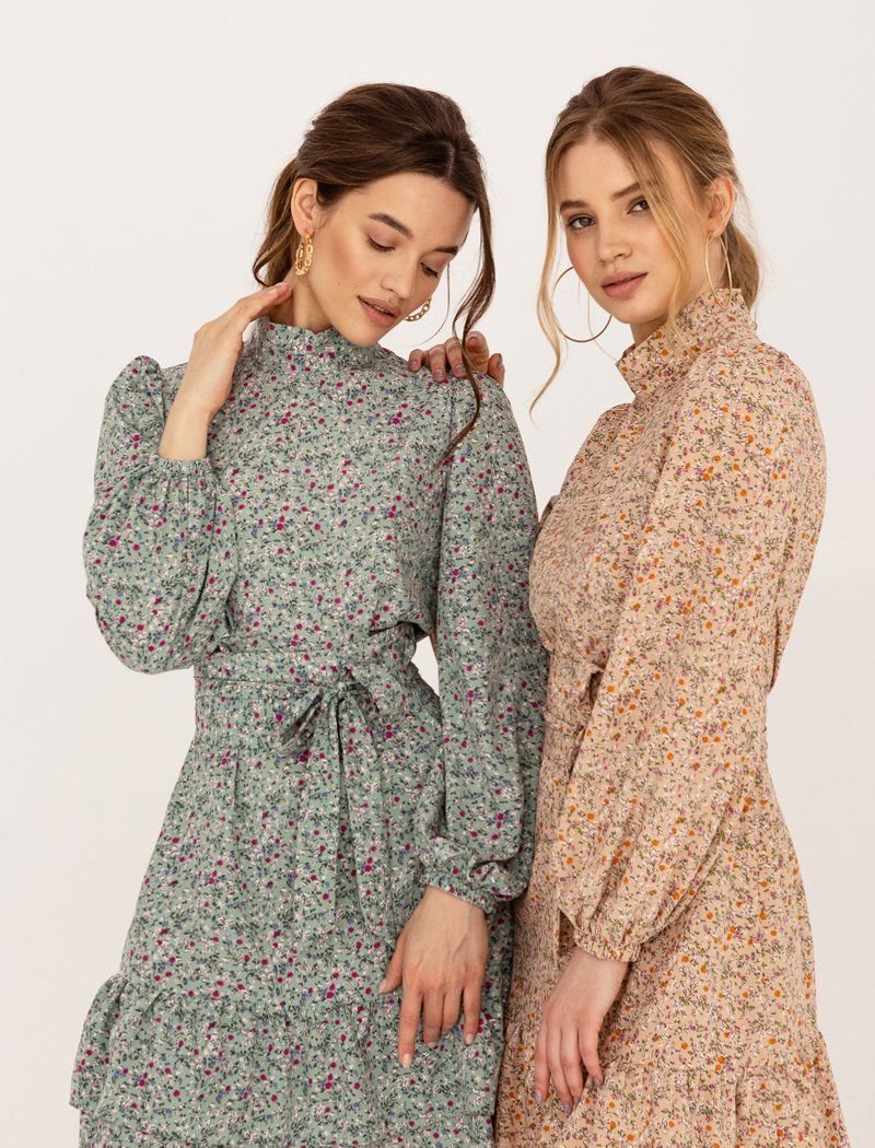Floral dress with long sleeves