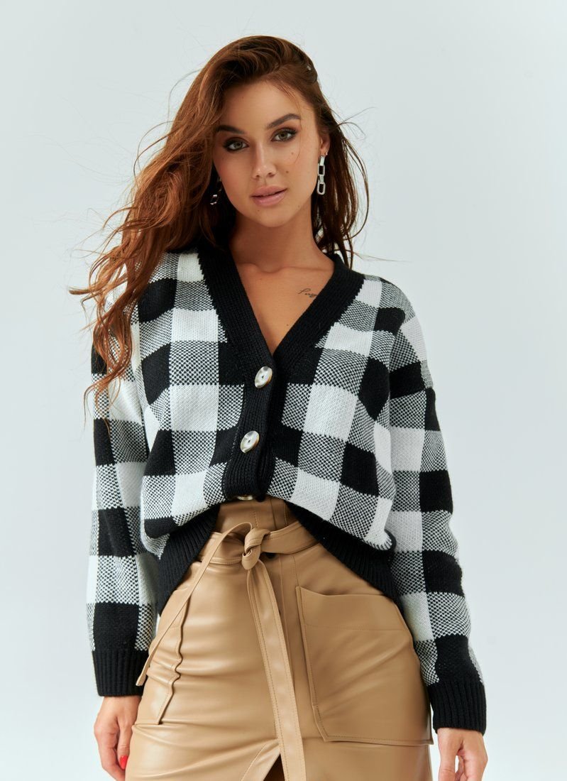 Black and white plaid jumper
