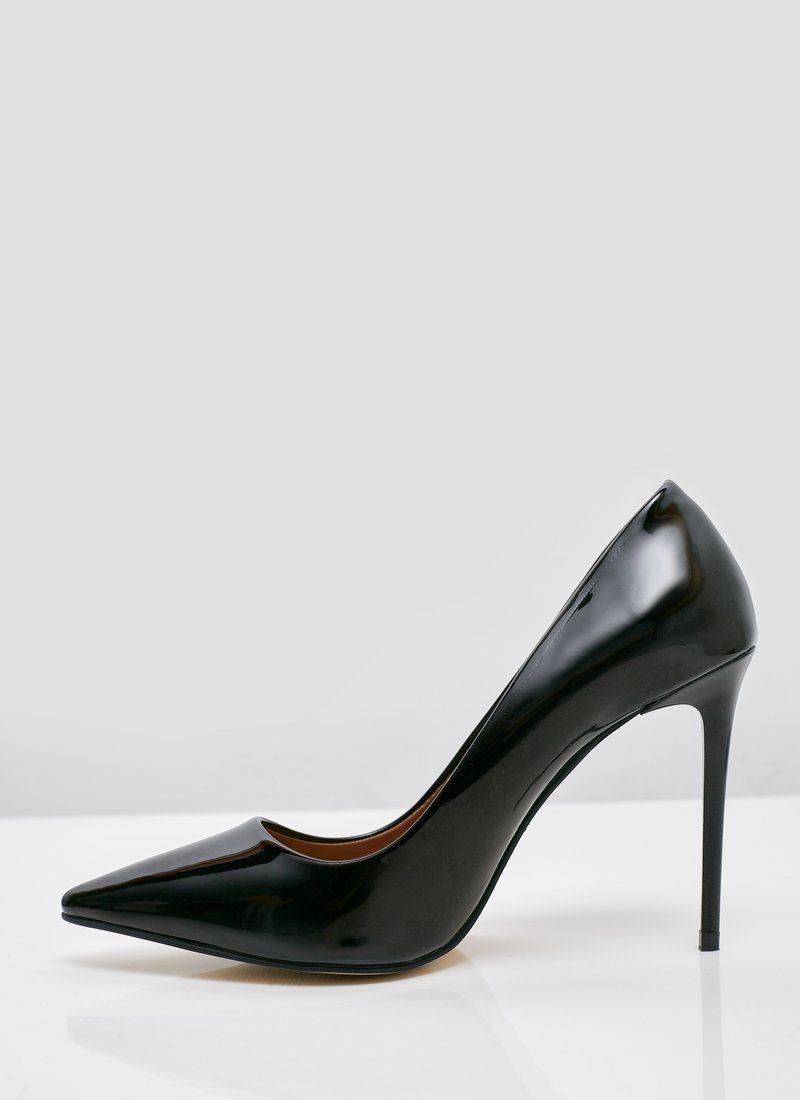 Classic black patent leather pumps