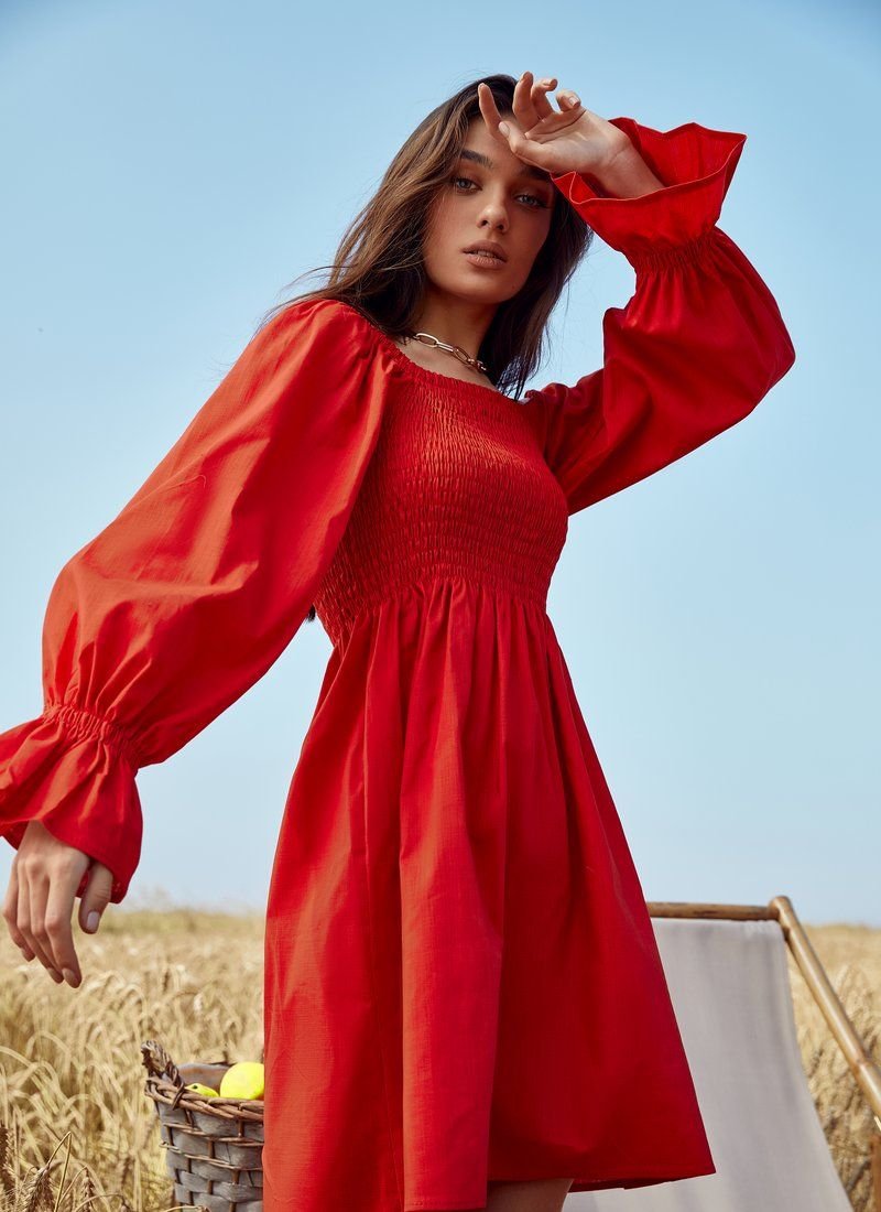 Spectacular off-the-shoulder dress