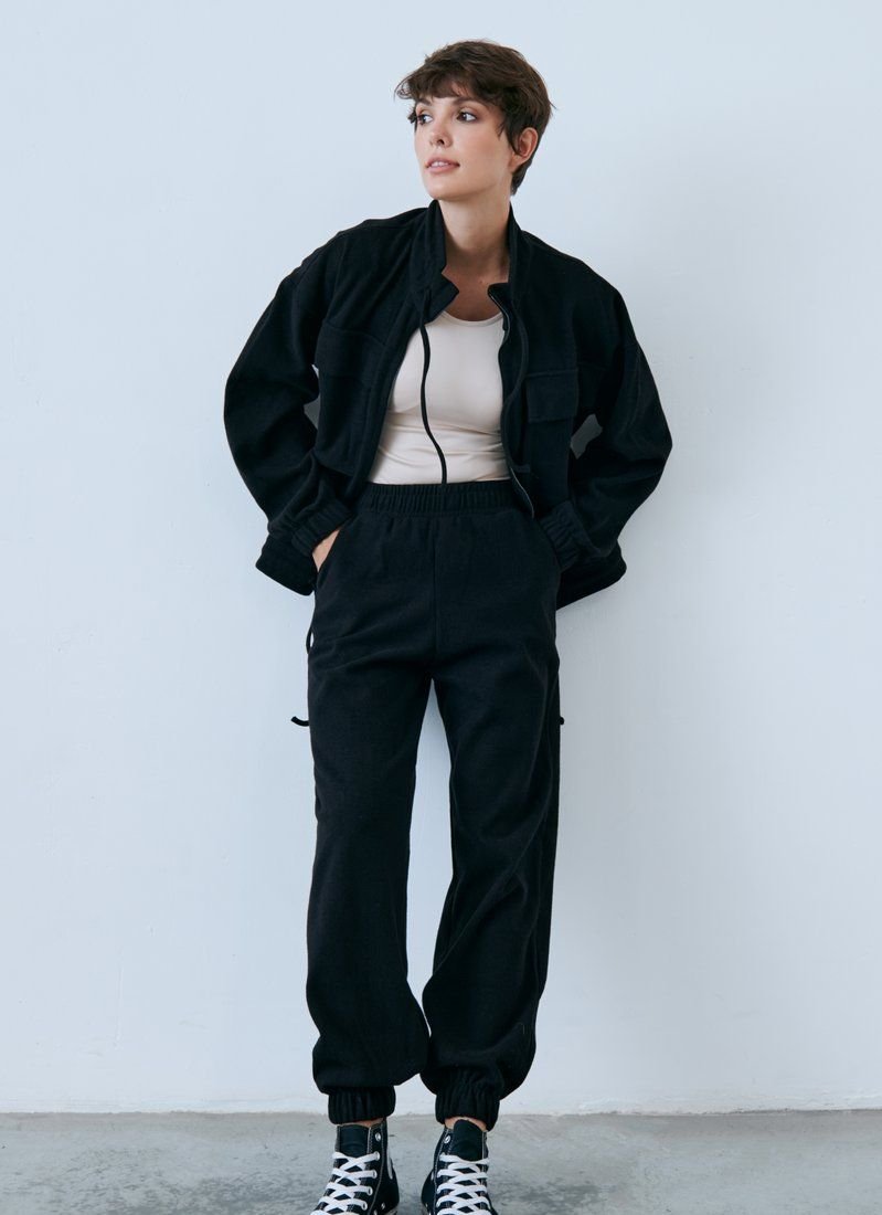 Casual suit in black