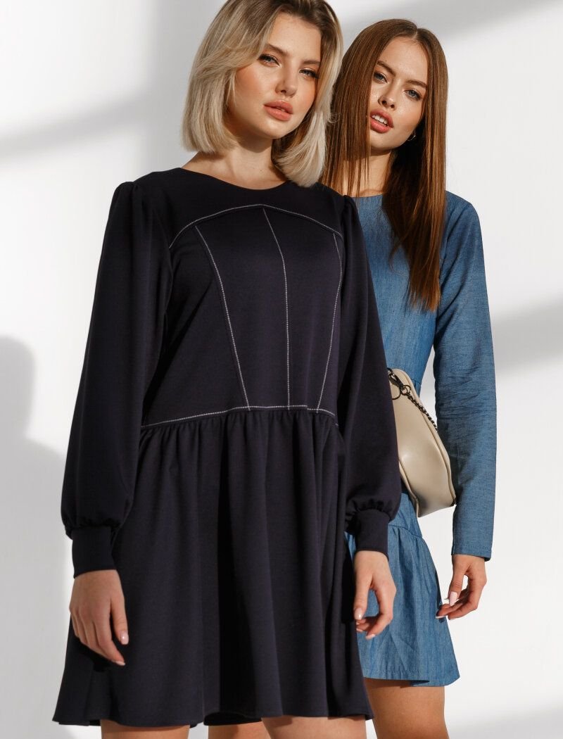 Blue dress with a loose fit