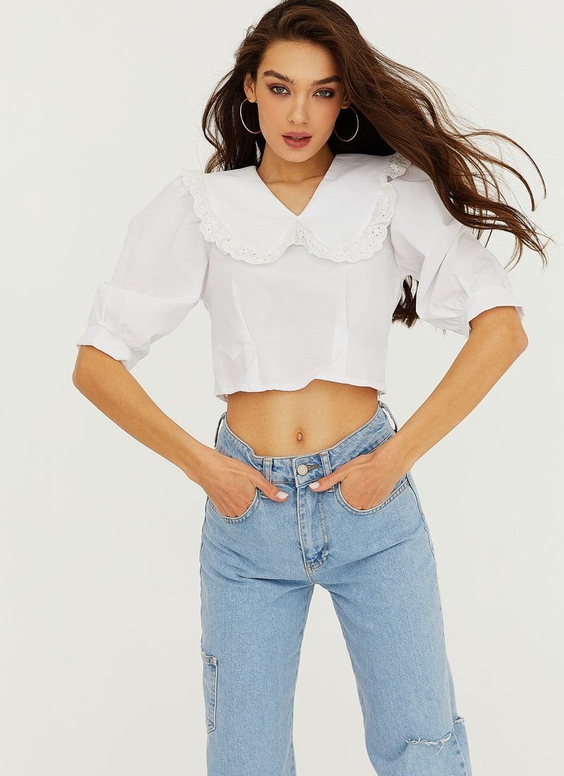 Cropped blouse with collar
