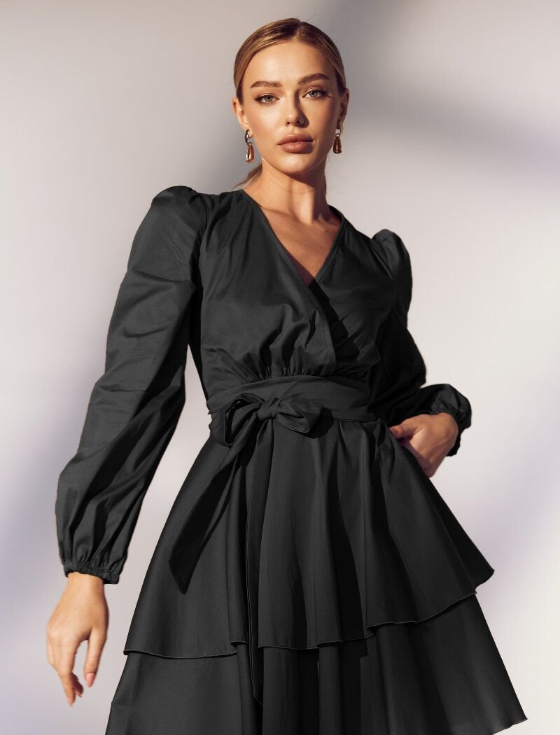 Black dress with a voluminous skirt