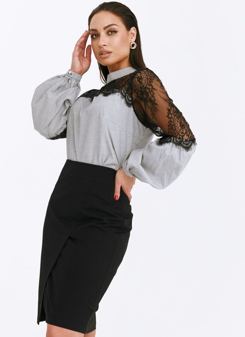 Blouse with openwork decor