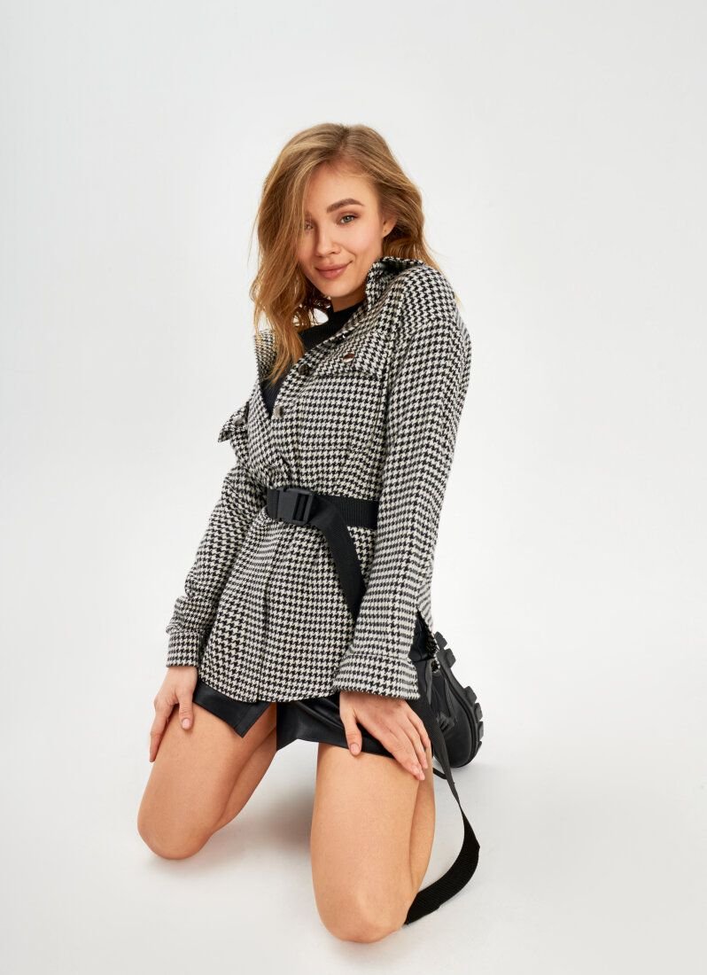 Loose shirt with print