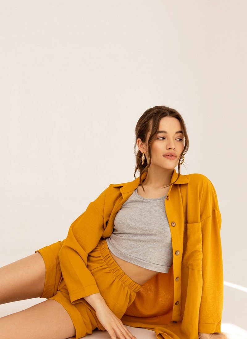 Comfortable suit with shirt