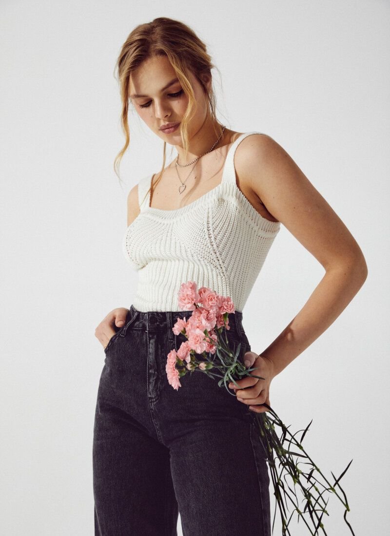 Knitted T-shirt in a milky shade