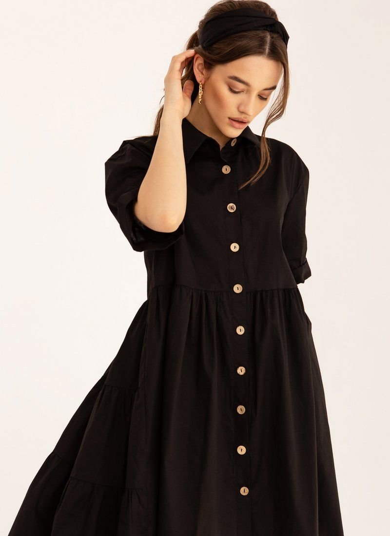 Black shirt-cut dress