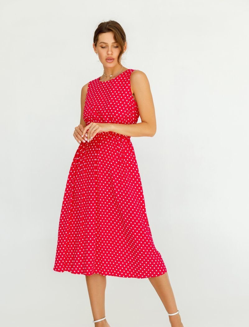 Spectacular polka dot dress