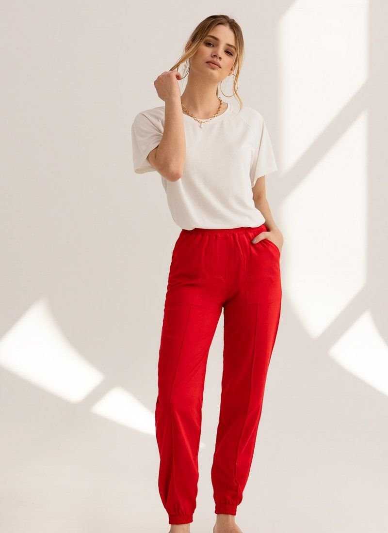 Bright jogger trousers with pockets