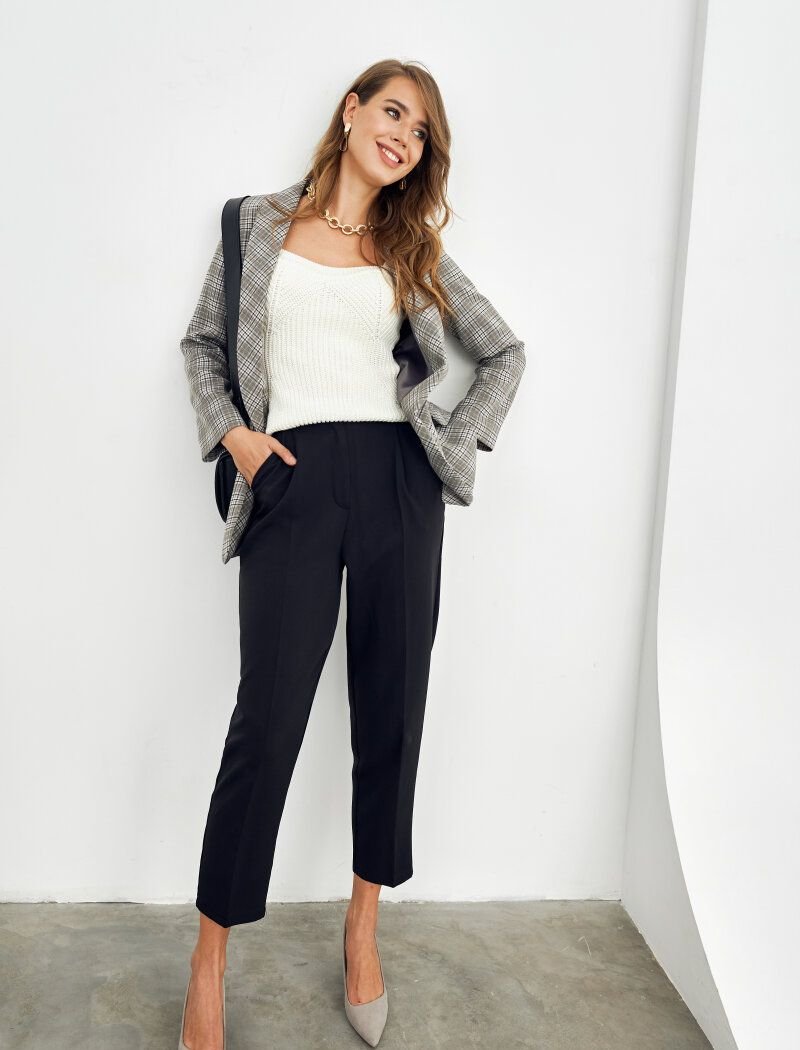 Classic trousers with zips